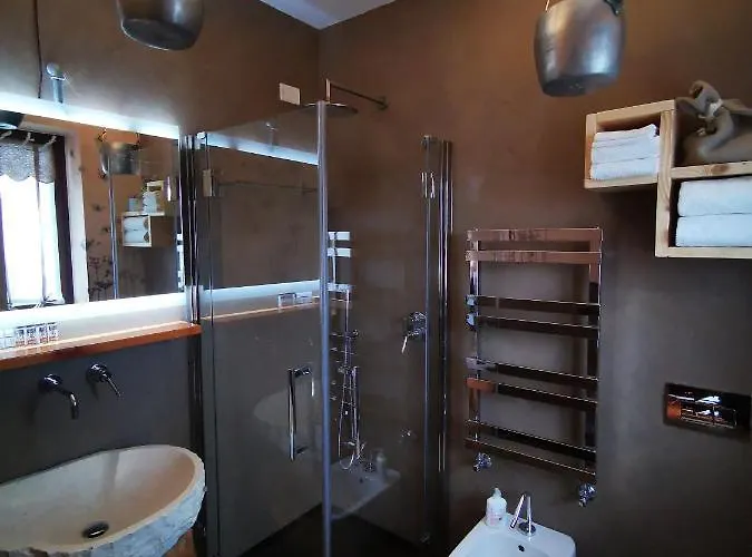 Ronco Carbon Frühstückspension *